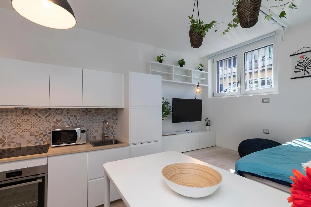 Sweet Apartment - Grazioli 2 Milan 0*,