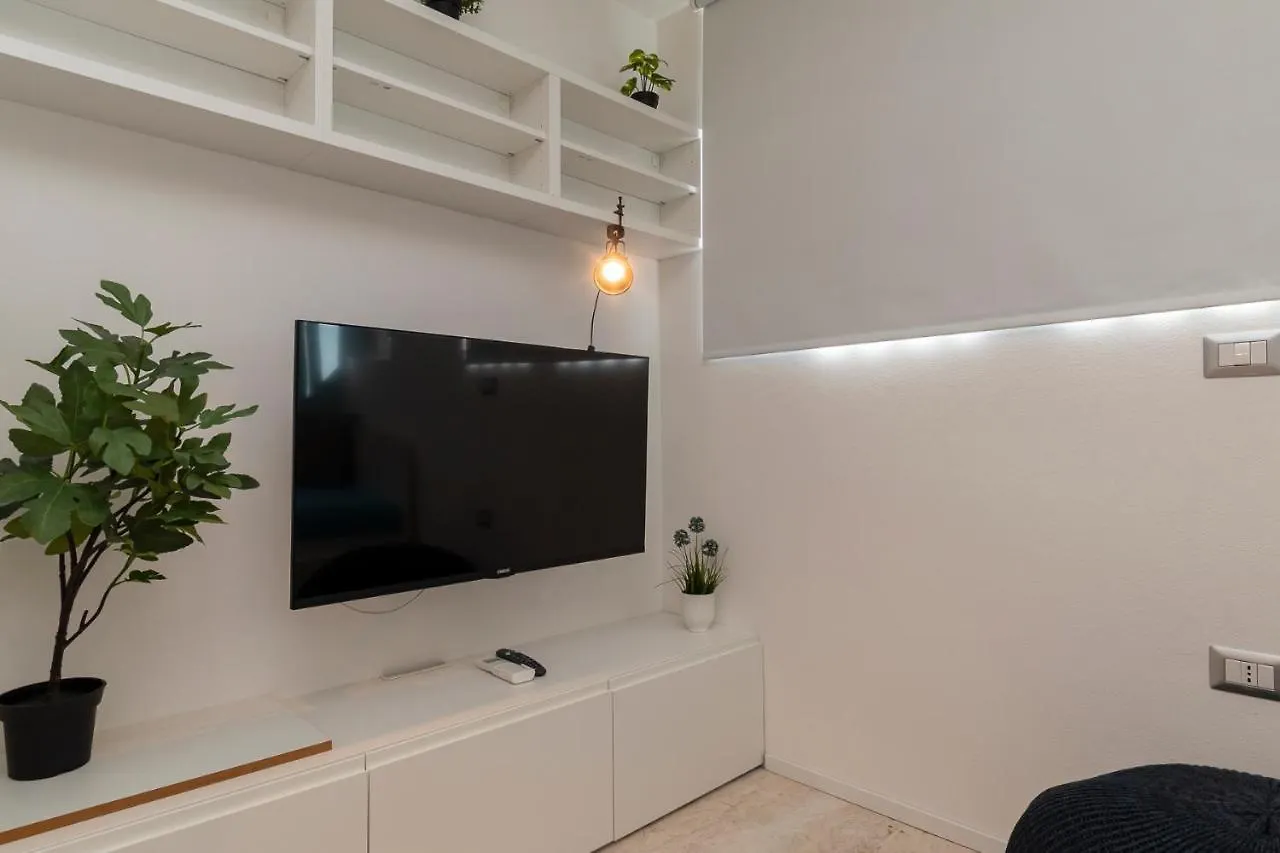 Sweet Apartment - Grazioli 2 Milán