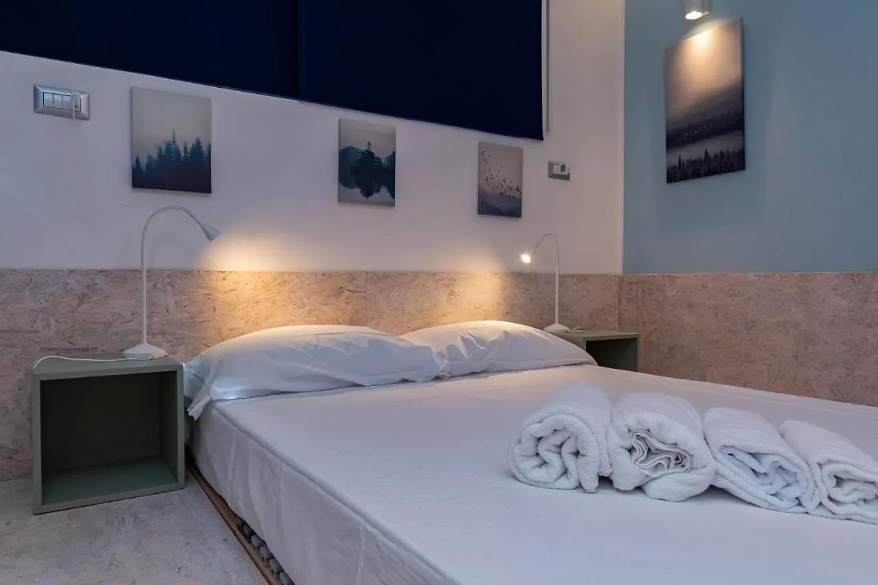 Sweet Apartment - Grazioli 2 Μιλάνο 0*,  Ιταλία
