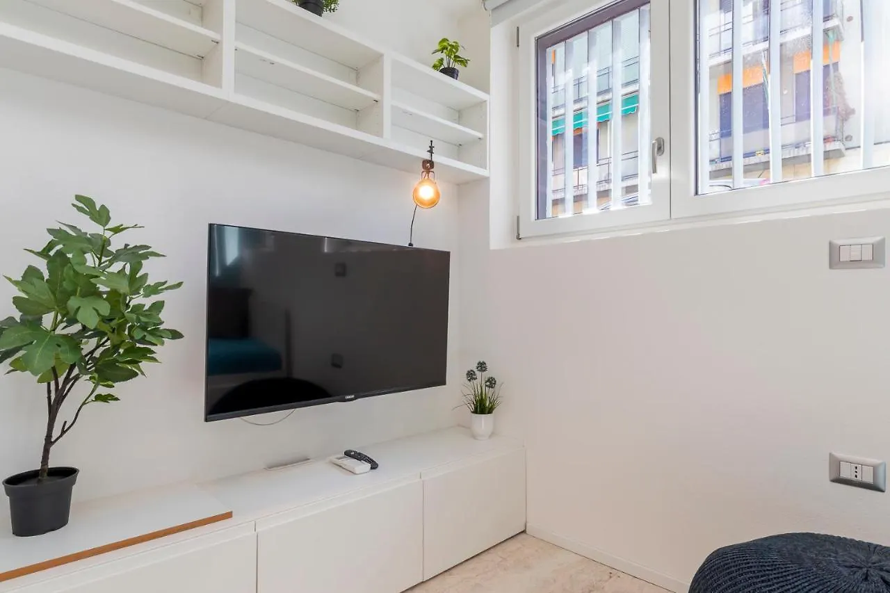 Sweet Apartment - Grazioli 2 Μιλάνο 0*,